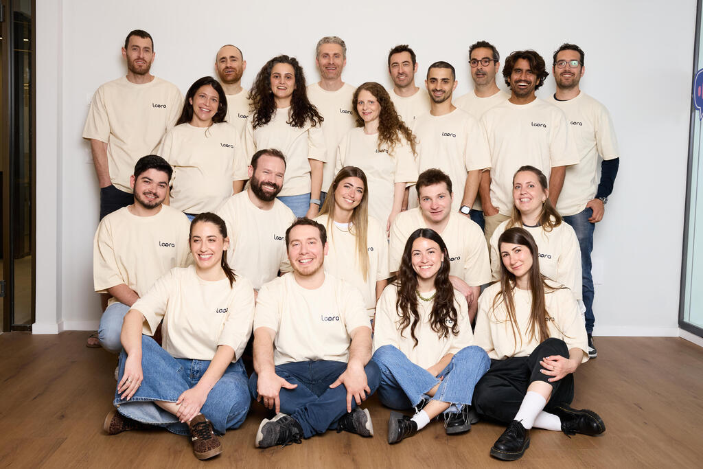 צוות לורה