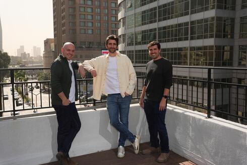 Chamelio founders. Chamelio founders.