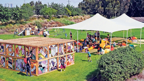 צילום: אמנון האס מהלונה ג'אנק ועד תחרות פיסול בחול: מה כדאי לעשות בחול המועד סוכות?