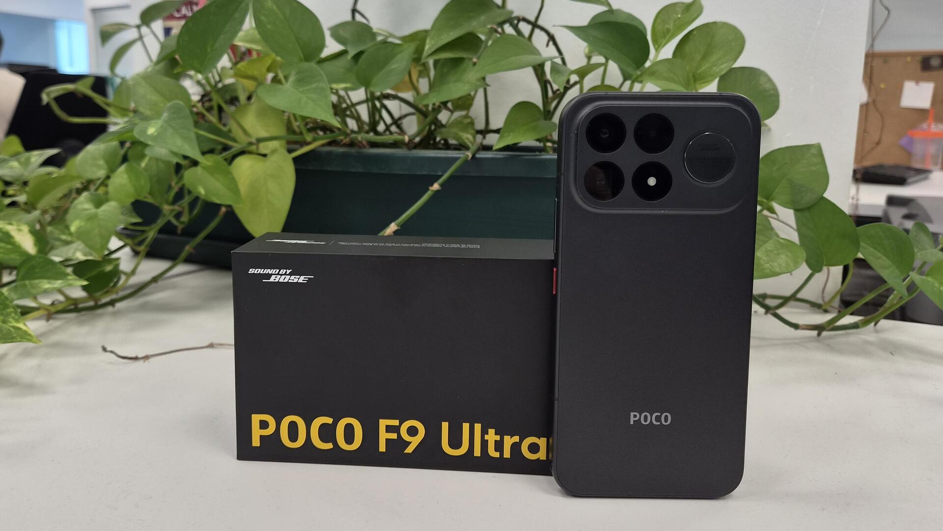 סמארטפון POCO F9 Ultra