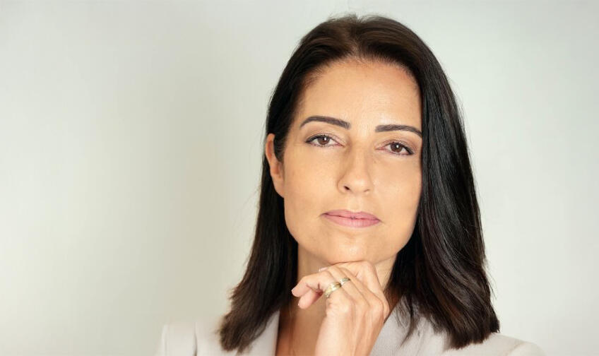 איילת פיצ'ון עוז מנהלת שיווק ומכירות בקבוצת יושפה איילת פיצ'ון עוז מנהלת שיווק ומכירות בקבוצת יושפה