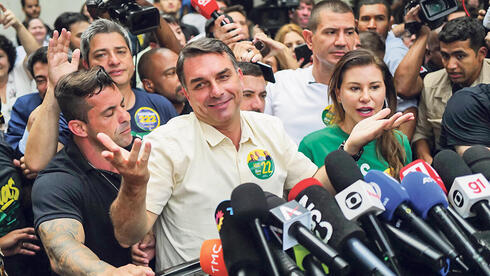 צילום: AP/ Lucas Landau גם בלי תוכנית כלכלית, השווקים כבר בחרו בבולסונרו לנשיא ברזיל