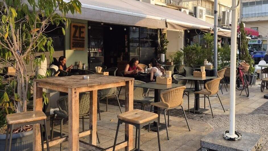 מסעדת ZE SUSHI במתחם בזל (צילום: שיר רייטר) מסעדת ZE SUSHI במתחם בזל