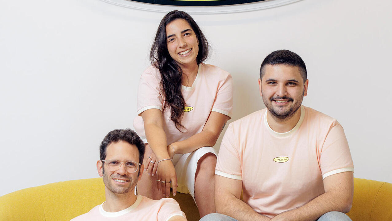 מייסדי פלוטו מימין גיל ממן CTO שחר בהט מנכ"לית טל עופר רגב CPO