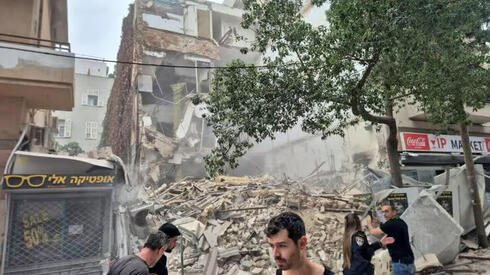 בניין בשיפוץ בת"א קרס; מד"א: לא ידוע על נפגעים