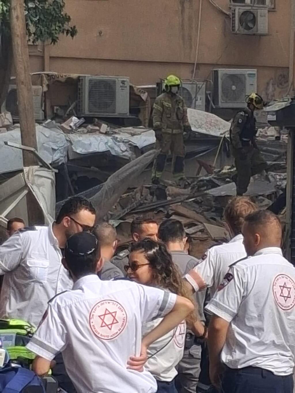 צילום: אלמוג עזר בניין שקרס בנחלת בנימין בתל אביב