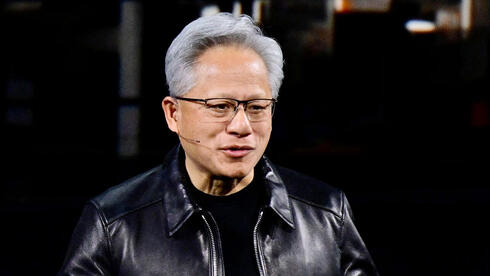 Photo : Calcalist Jensen Huang appelle à stopper le déploiement des IA nocives