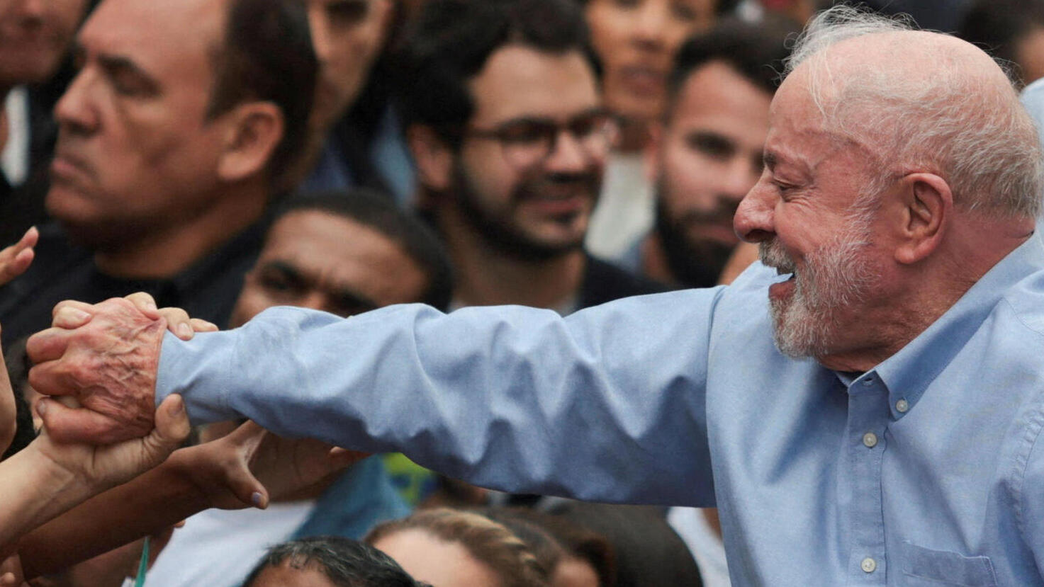 Brazilian President Luiz Inacio Lula da Silva, a candidate for reelection for the Workers' Party (PT), atts a rally in Sao Goncalo, Brazil September 24, 2026. REUTERS/Tita Barros 