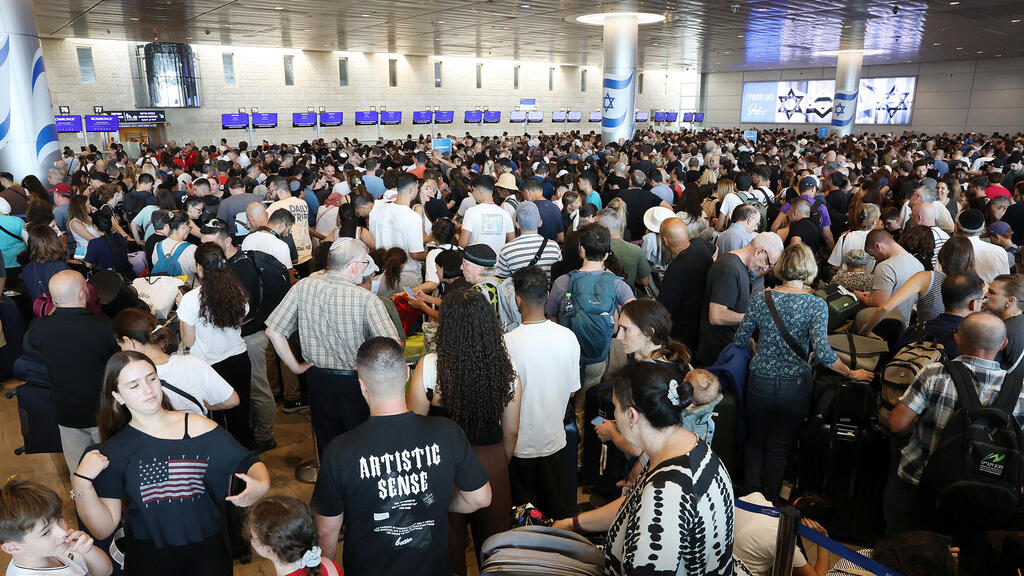 עומס בנתב"ג (צילום: שאול גולן) עומס בנתב"ג