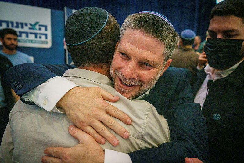 בצלאל סמוטריץ' במטה הציונות הדתית