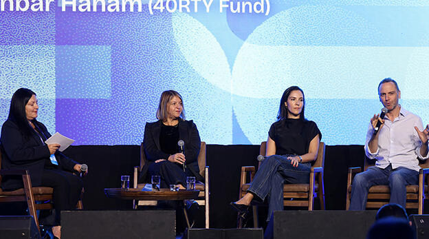 TECH1 conference (from right): Guy Franklin (Israeli Mapped in NY), Inbar Haham (40RTY Fund), Michal Michaeli (Tel Aviv Global), Hilla Ovil-Brenner (ScaleUp House) (Orel Cohen) כנס TECH1 2026 - פאנל Going Global - גיא פרנקלין Israeli Mapped in NY ענבר חכם 40RTY Fund מיכל מיכאלי Tel Aviv Global הילה אוביל ברנר ScaleUp House וידאו