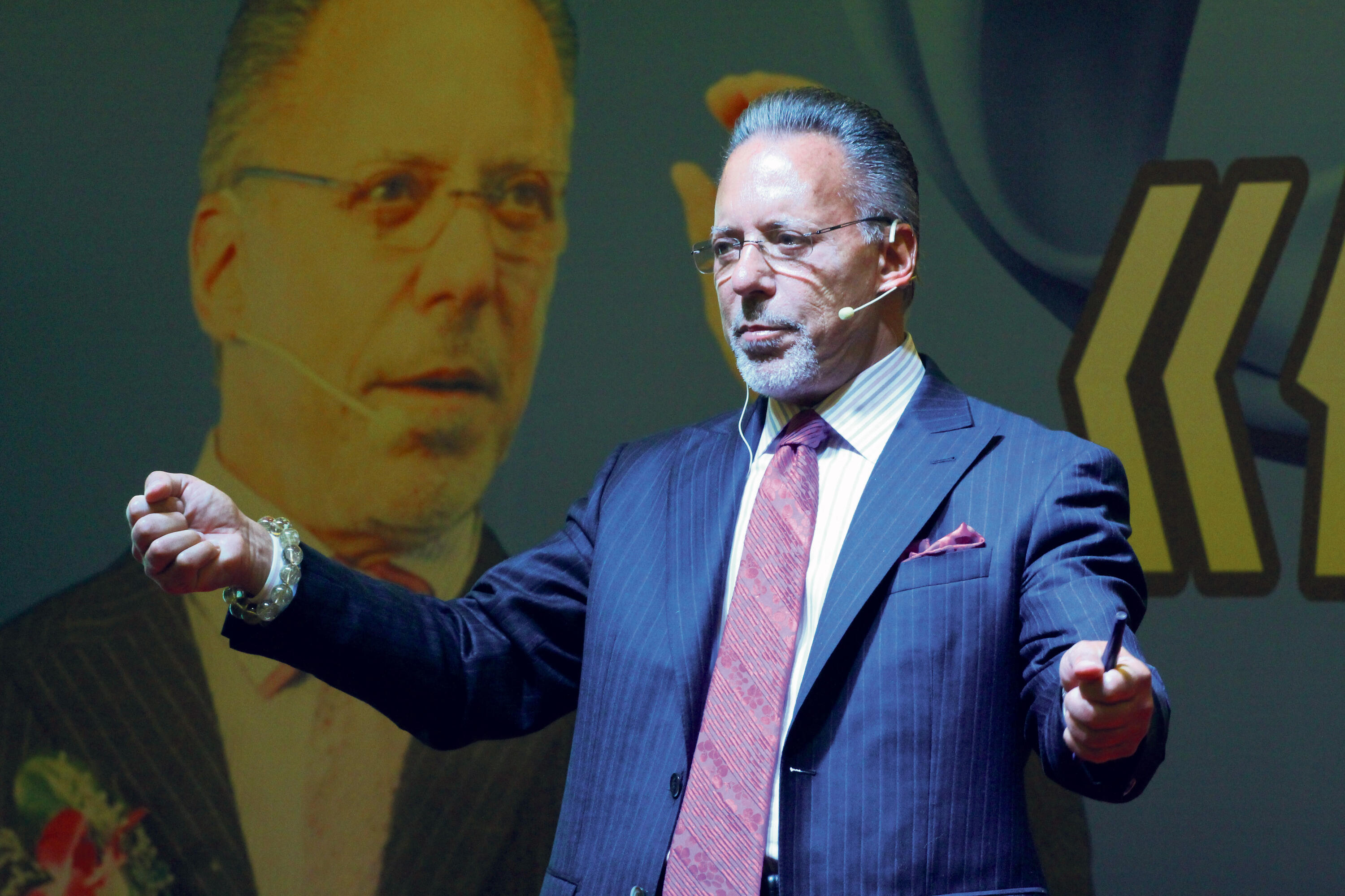 ビジネス・経済 Mr.X Jay Abraham Mr.X ジェイエイブラハム Jay Abraham ダイレクト出版 Amazon.co.jp