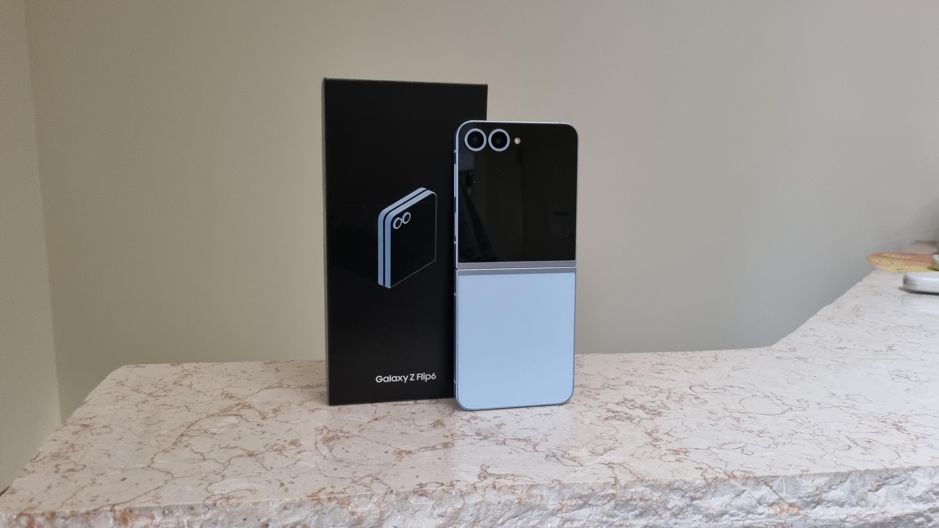 Samsung Galaxy Z Flip 6: The innovations are in the AI | Ctech Samsung Galaxy Z Flip 6: The innovations are in the AI | Ctech